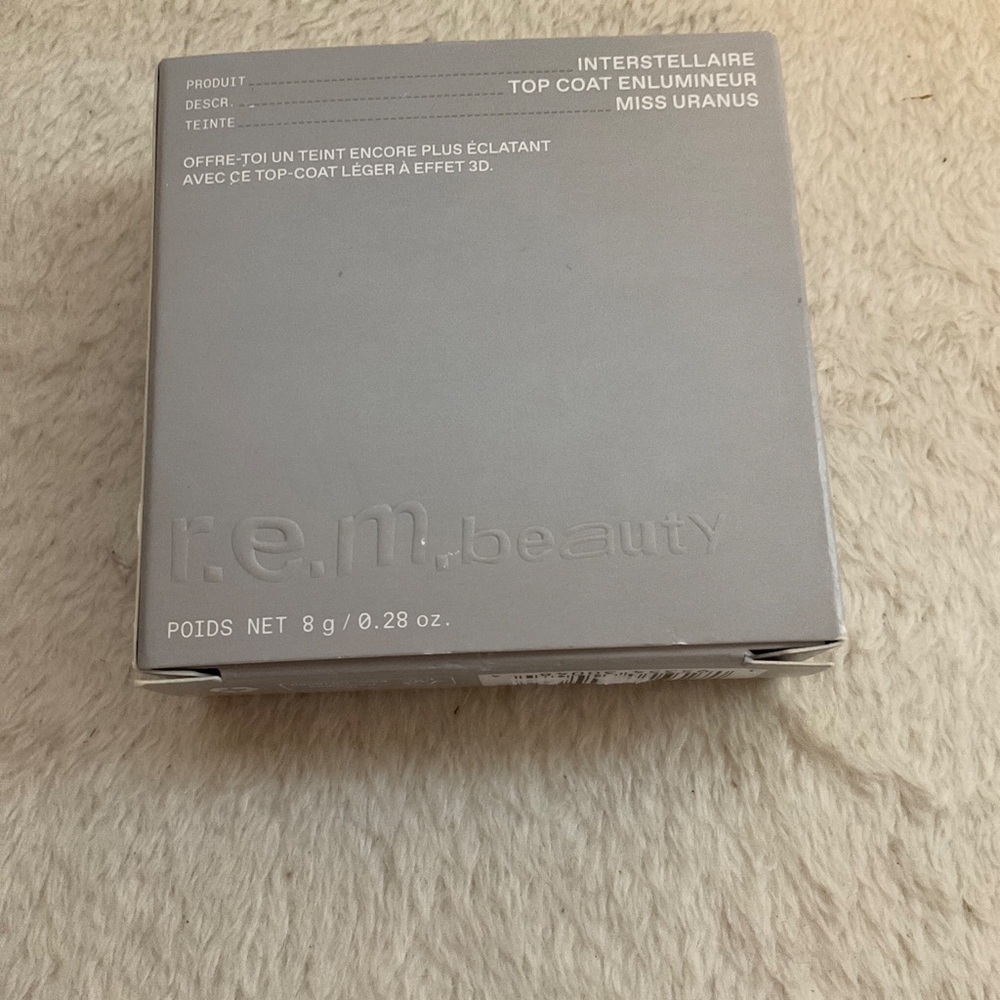 r.e.m. beauty Interstellaire Top Coat - Miss Uranus (Silver)